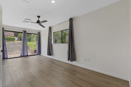 Stylishly Renovated Family Home Designed for Comfort, Space, and Easy Living. - Photo 5