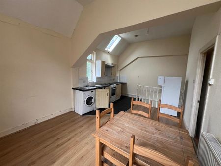 1 bedroom flat to rent - Photo 3