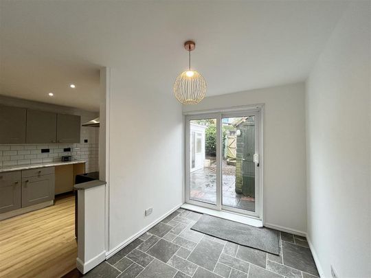 2 bedroom terraced house to rent - Photo 1