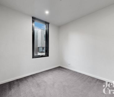 236/188 Whitehorse Road, Balwyn - Photo 2