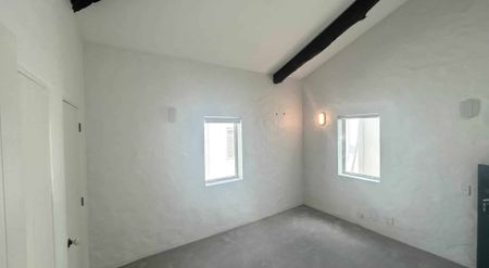 Coastal Charm Meets Mediterranean Style - Photo 2