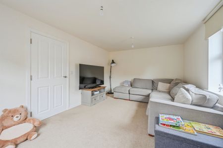 Ashton Close, Ashbourne - Photo 2