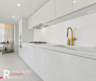 Condo in Downtown Vancouver, BC - Photo 4