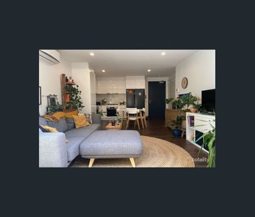 Comfortable & Convenient Living in the Heart of Balwyn with partial... - Photo 1