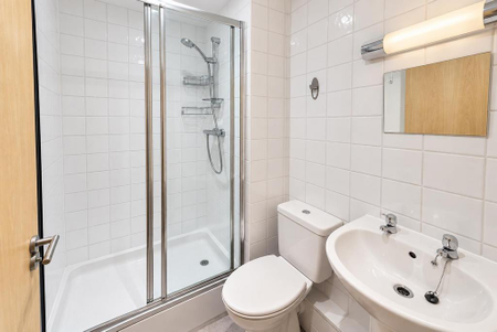 2 bedroom apartment to rent - Photo 5