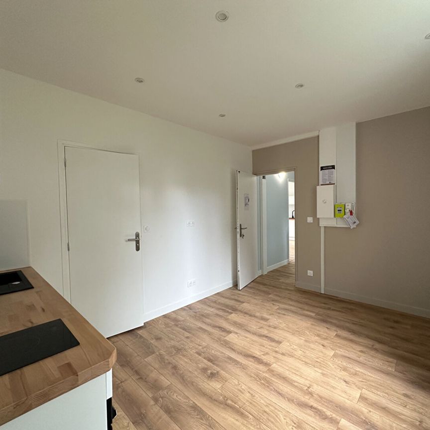 Location Appartement 1 pièce 14m² - Photo 1