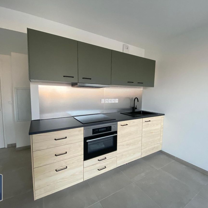 Location Appartement 2 pièces 41m² AIX EN PROVENCE 90ème - Photo 1