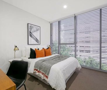 “Stylish North Facing Modern Living With Ultra Convenience” - Photo 6