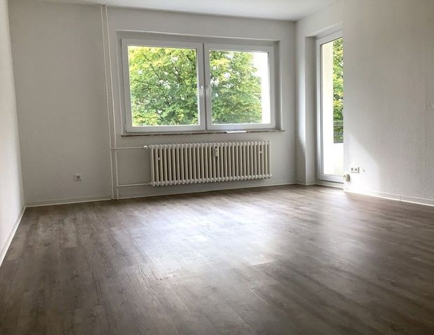 Geräumige 3-Zimmer-Wohnung mit Balkon und Abstellraum - Photo 1