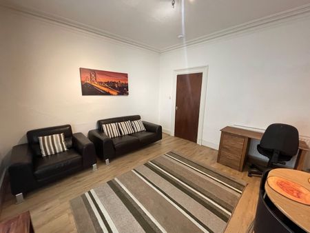 1 Bed Flat, St. Clair Street, AB24 - Photo 3