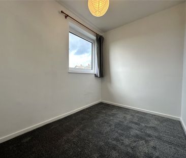 76, Vesper Way, Leeds, West Yorkshire, LS5 3LN - Photo 2