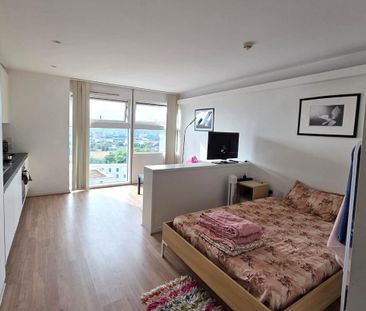 Studio to rent - Photo 3
