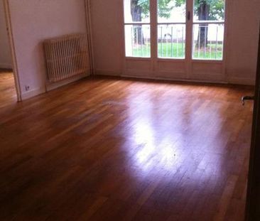 Location Appartement 4 pièces 74m² MEYZIEU 69330 - Photo 4