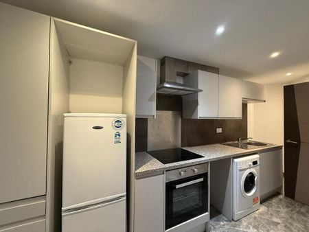 1 bedroom apartment to rent - Photo 2