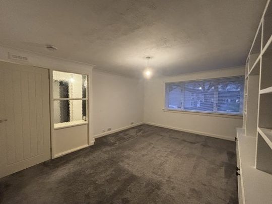 Ledi Avenue, Tullibody - Photo 1