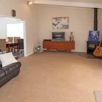 Great location in Stanmore Bay - Photo 1