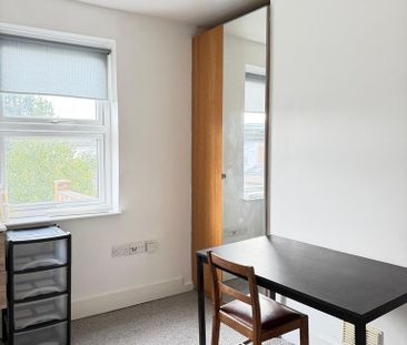 1 bedroom house of multiple occupation to rent - Photo 2