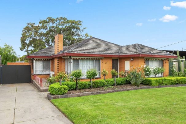 29 Mark Street, Keilor East VIC 3033 - Photo 1
