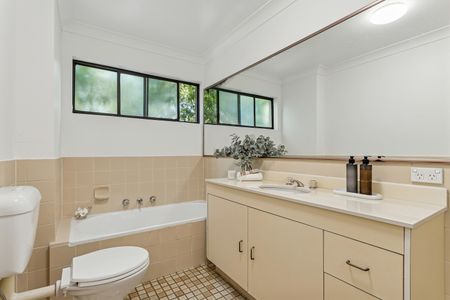 32/2 Rodborough Avenue, Crows Nest NSW 2065 - Apartment For Rent | Domain - Photo 3