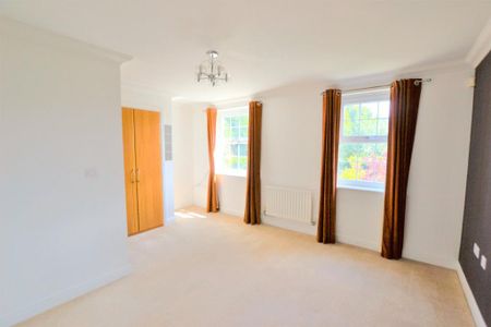 4 bedroom townhouse to rent - Photo 4