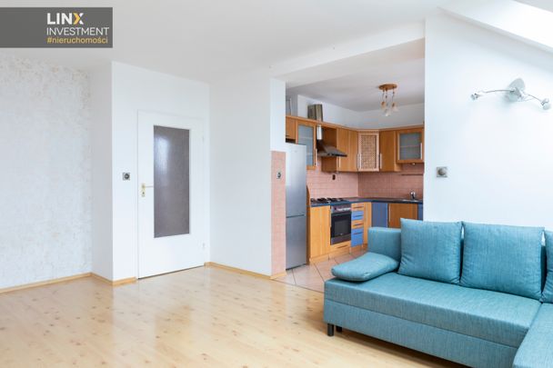 Przestronne mieszkanie 56m2 z osobną sypialnią przy ul. Rusznikarskiej - Photo 1