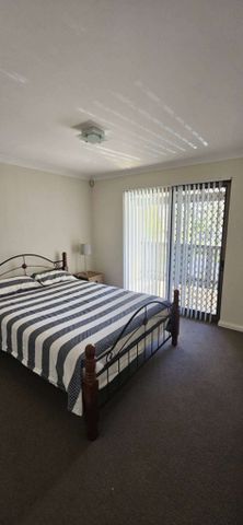 South Perth - Photo 3