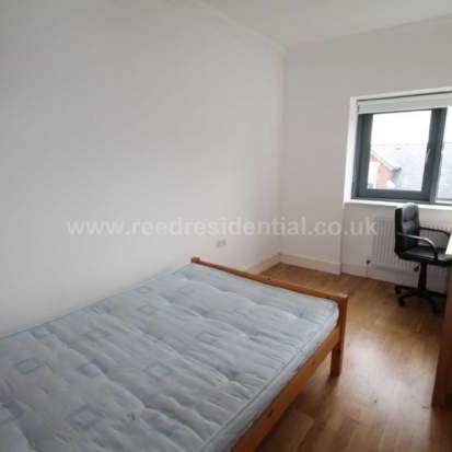 4 bedroom property to rent in Nottingham - Photo 1