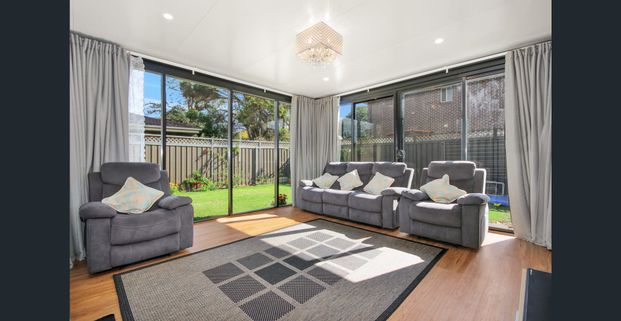 Bright & Modern 4-Bedroom Townhouse with Secure Parking - Photo 1