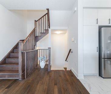 For Lease - 1302 Muller Lane, Oakville, Ontario - Photo 2