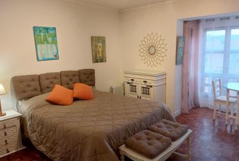 Quarto individual com wc privado em Telheiras