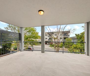“Modern 2-Bedroom Unit with Large Balcony in the Heart of Enoggera” - Photo 5