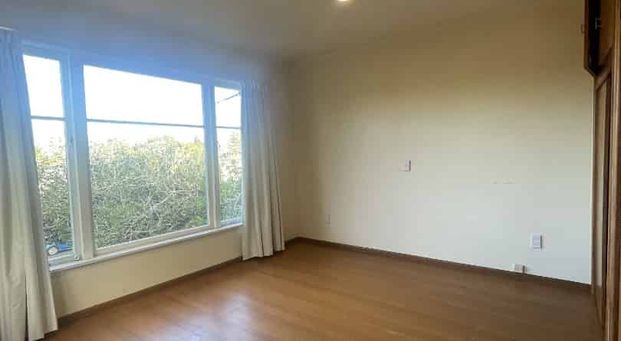 37 Ferndale road, Mount Wellington - Photo 1