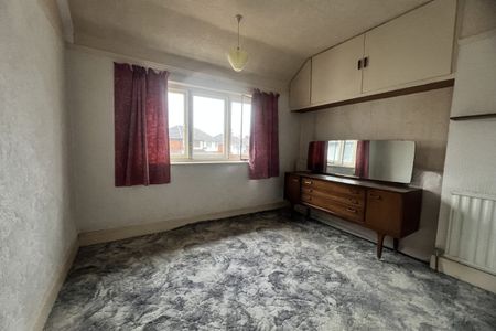 Edith Avenue - Photo 3