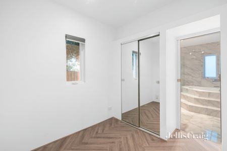 5/712 Orrong Rd, Toorak - Photo 2