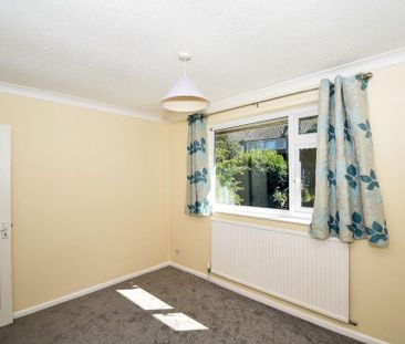 4 bedroom detached house to rent - Photo 3