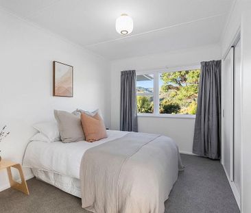 Beautiful family home in the heart of Wainui - Photo 6