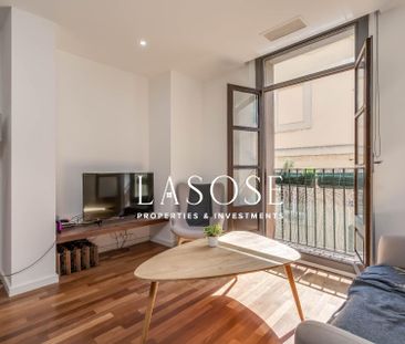 85m² Flat to rent in Born, Barcelona - Photo 1