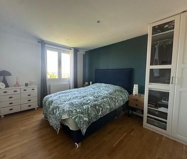 Appartement 4 pièces meublé- Chatou - Europe - Photo 3