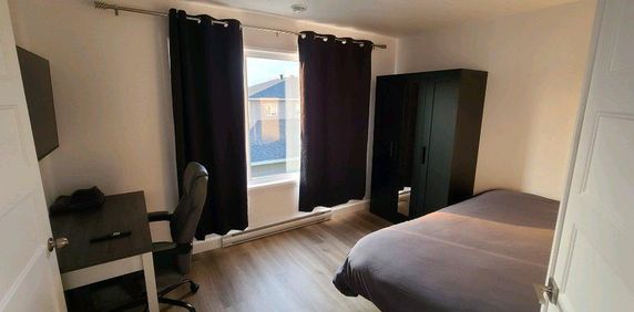 LOGEMENT À LOUER MEUBLÉ - Photo 2