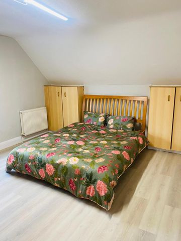 1 bedroom in a house share to rent - Photo 4