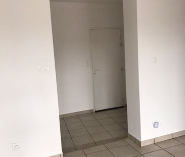 Location Appartement 2 pièces 58m² - Photo 4