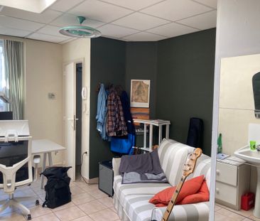 Uitzonderlijk grote studentenkamer (35m²!) te huur – € 595 all-in -... - Foto 3