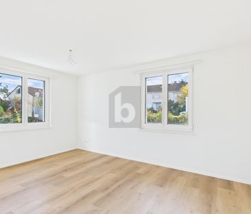 LIVING OASIS WITH GARDEN AND OPTIMAL LOCATION - Photo 4