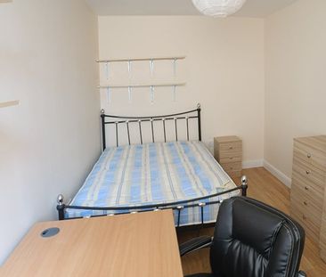 4 Bed Terraced House, Welby Street, M13 - Photo 3