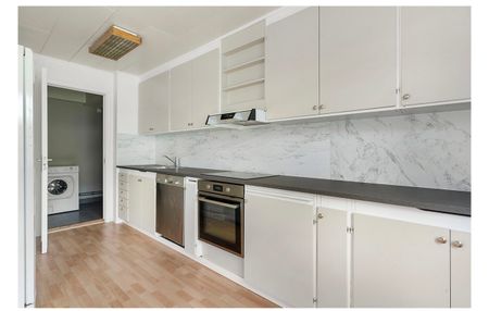 Östastigen, Södertälje - Photo 3