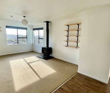 Charming 3 Bedroom House in Glen Eden - Photo 1