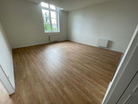 Location Appartement 2 pièces 58m² ROUBAIX 59100 - Photo 3