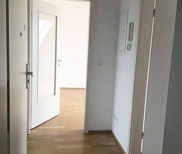 Erstbezug: neu ausgebaute 2-Zimmer Dachgeschosswohnung - Photo 1