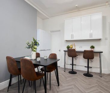 Wetherby Grove, Burley, Leeds - Photo 5