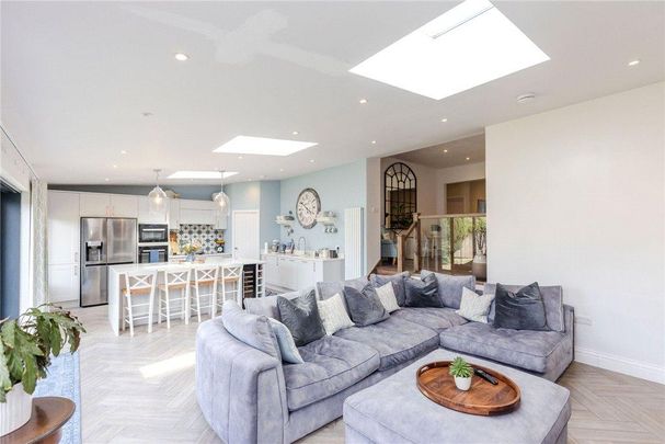 3 bedroom detached house to rent - Photo 1